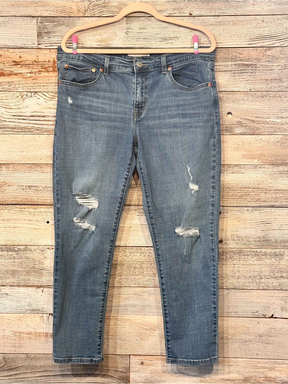 NWT Women's Skinny Distressed Stretch Blue Jeans